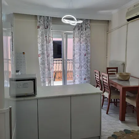 Center * Kavala